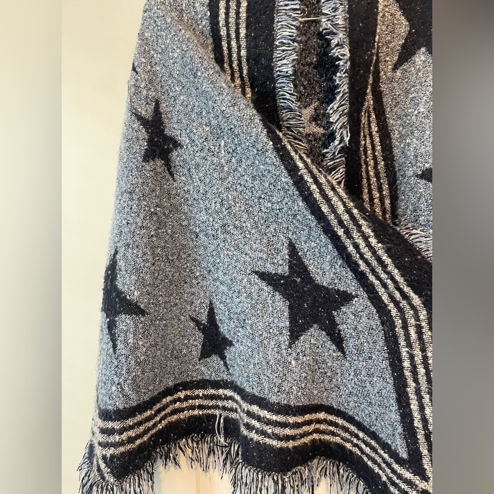 Blue Star Poncho Scarf Wrap - Picture 3 of 7